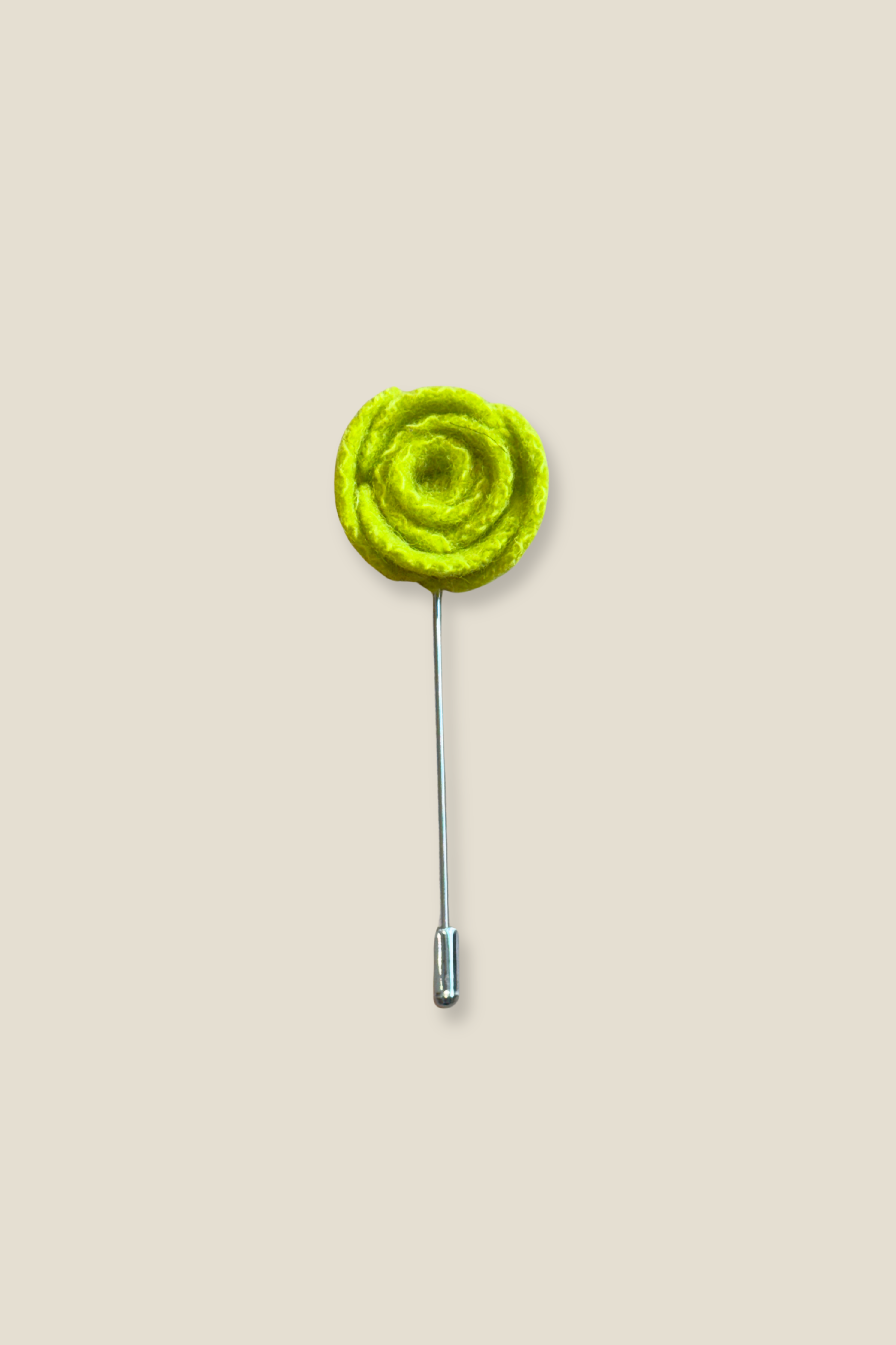 The Mini Lapel Ranunculus